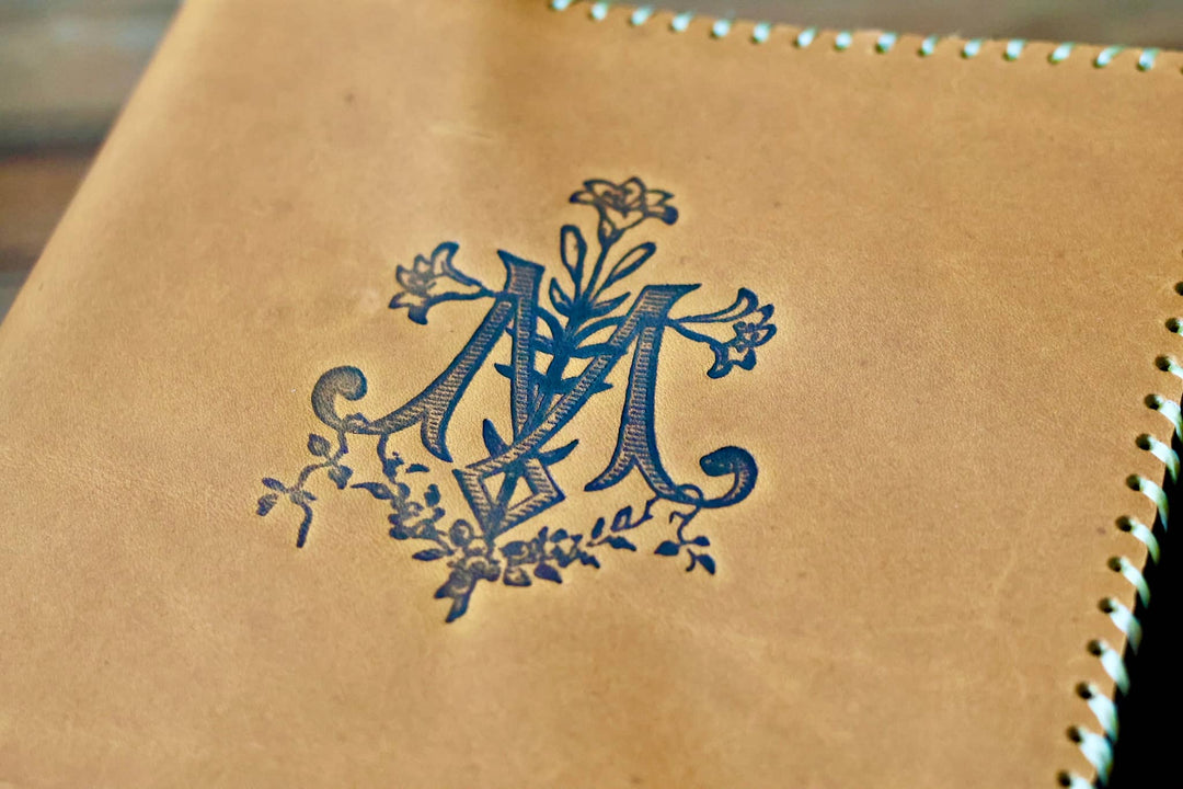 Auspice Maria Classic Journal