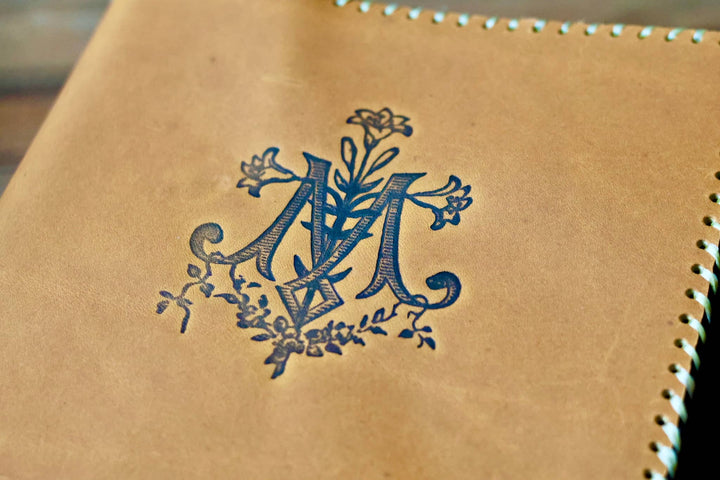 Auspice Maria Classic Journal