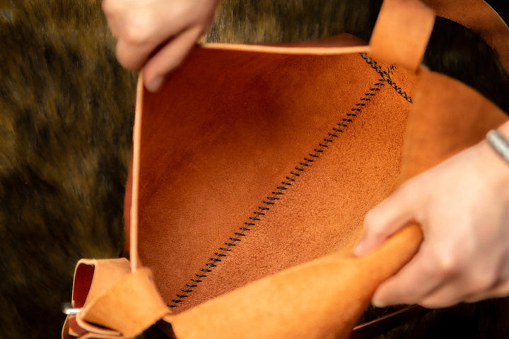 Cardinal Satchel
