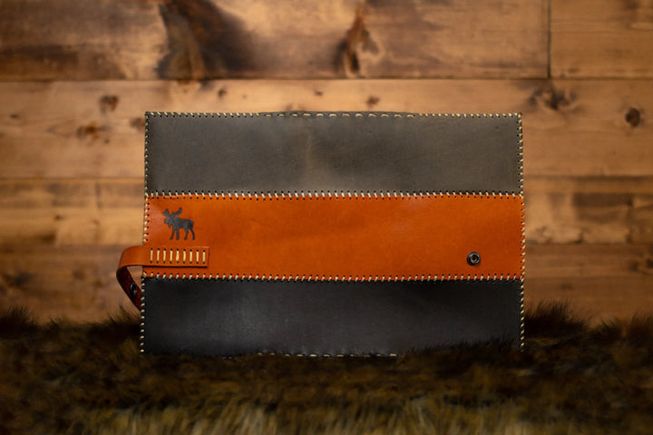 Great Adventure Bible + Trinity (Three Kings) Leather Bible Cover